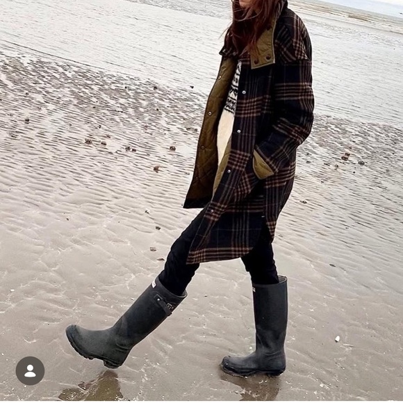 NWOT Wool Reversible Quilted coat - Picture 9 of 9